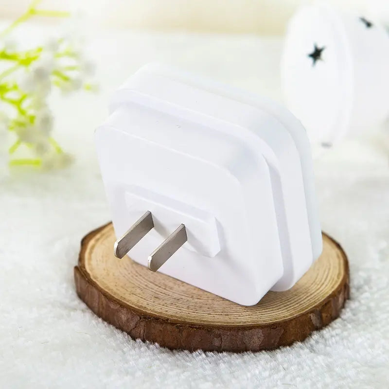 Plug-in LED Night Light with Dusk to Dawn Sensor for Bedroom & Hallway